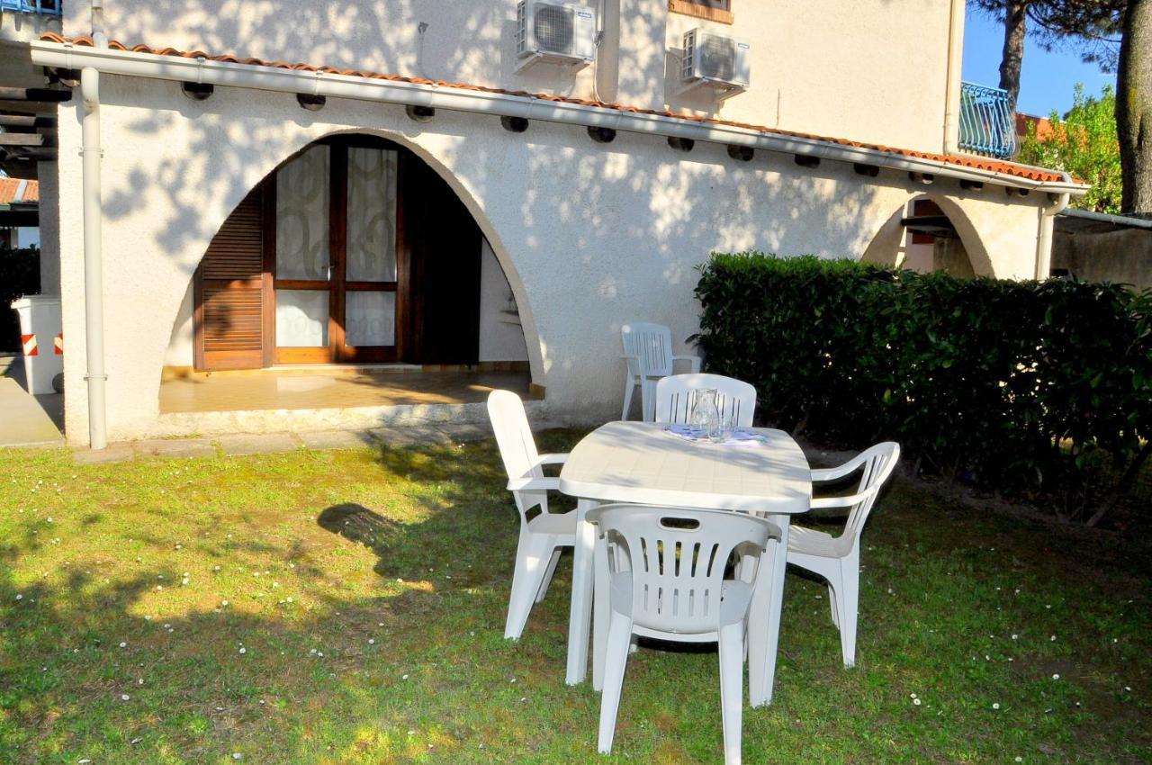 Villa Rosina Bibione Exterior photo